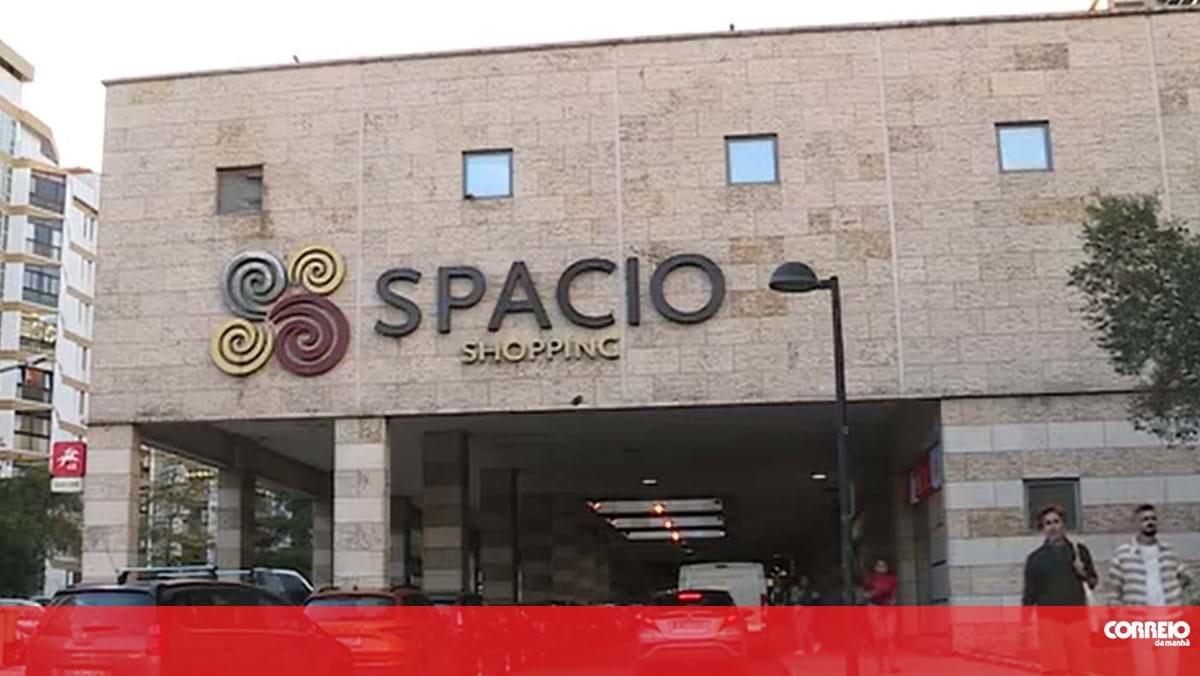 Ameaça de bomba obriga à evacuação do centro comercial Spacio em Lisboa