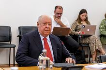 Dono da empresa Barraqueiro e filho constituídos arguidos após buscas relacionadas com a venda da TAP