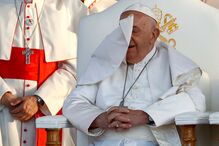 Papa Francisco chega a Timor-Leste