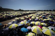 Milhares de pessoas concentram-se para missa celebrada pelo Papa Francisco em Timor-Leste