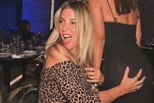 Jessica Athayde3.jpg