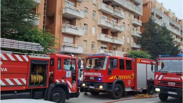 Incêndio em prédio deflagra em Gondomar