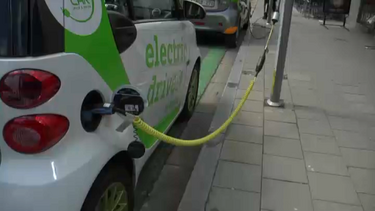 Cartões para carregar carros elétricos usados em burla