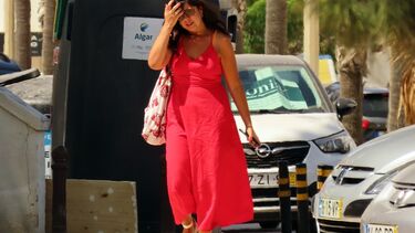 Inês Sousa Real visitou refúgio para animais em Loulé