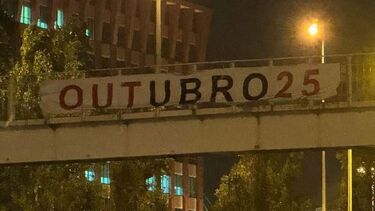 Tarja junto ao estádio do Benfica deixa recado a Rui Costa