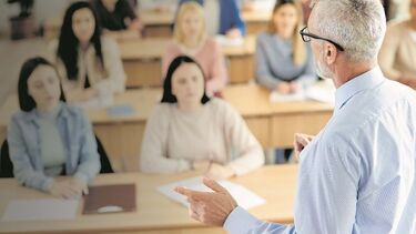 Compromisso do Governo é reduzir em 90% os 20 mil alunos que não tiveram professor a pelo menos uma disciplina  