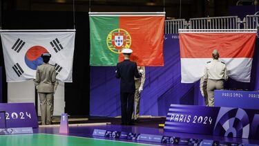 Cerimónia da entrega da medalha de ouro à atleta portuguesa Cristina Gonçalves (ausente da foto) na final de Boccia BC2 dos Jogos Paralímpicos Paris2024, em Paris