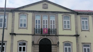 Quebra de receitas obriga Igreja a apertar o cinto 