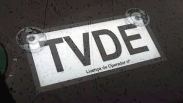 Motorista de TVDE que raptou mulher em viatura detido pela PJ 
