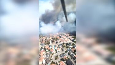 Incêndio ameaça habitações na Amora. Seis meios aéreos e mais de 120 operacionais no local