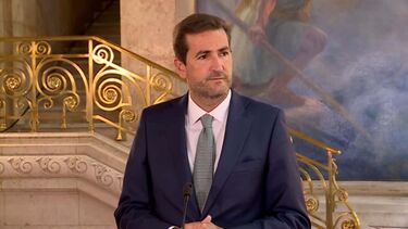 Hugo Soares saúda "postura diferente" do PS em relação ao OE2025 e recusa excluir partidos do processo