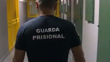 Guardas no lugar de chefes no dia em que reclusos fugiram da cadeia de Vale de Judeus