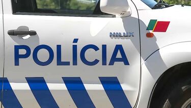 Homem esfaqueia rival em desordem no Porto