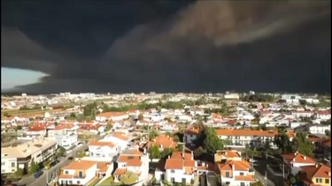 Imagens de drone mostram céu pintado de preto em Albergaria-a-Velha 