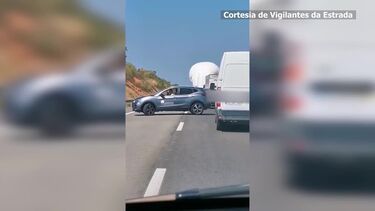 Balão de ar quente aterra de emergência no acesso à A22 em Lagos 