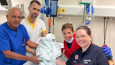 Menino nasce em ambulância dos Bombeiros de Sines