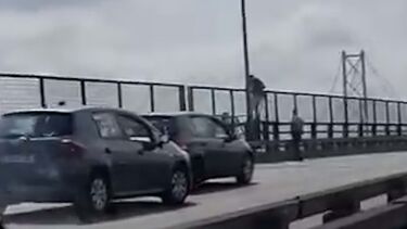 Imagens mostram polícia a perseguir na Ponte 25 de Abril suspeitos de assalto a ourivesaria em Fátima