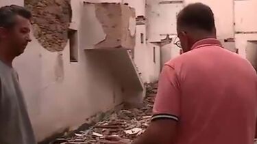 "Não tínhamos bombeiros. Não tínhamos nada...": Popular chora perda de capela em incêndio em Gondomar