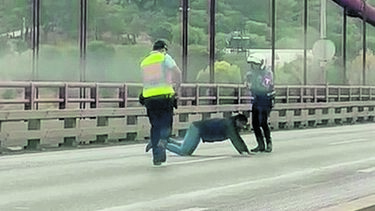 Polícia cortou Ponte 25 de Abril para travar ladrões armados
