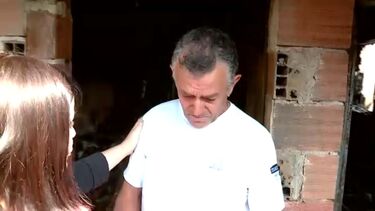 “Eu dava a minha vida para salvá-la”: António perdeu tudo nos incêndios, menos o amor da sua vida