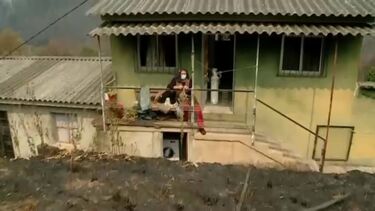 Dependente de uma botija de oxigénio, Maria Augusta ficou sem água e sem luz devido aos fogos