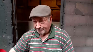 “Foi uma desgraça tão grande”: António relata a tristeza de ver o trabalho de uma vida ser consumido pelas chamas  