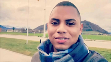 “Deixaram uma pessoa ir para a morte”: namorada de jovem que morreu nos incêndios conta o que aconteceu nesse dia  