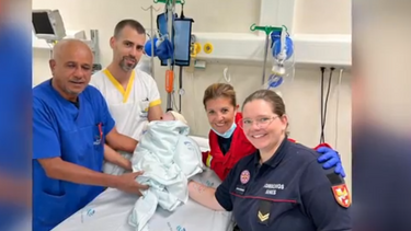 Bebé nasce dentro de ambulância dos Bombeiros de Sines 