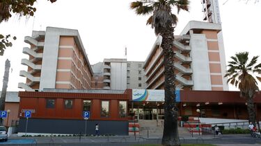 Idoso espera mais de 30 minutos pelo INEM após queda violenta em Almada