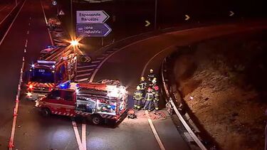 Colisão entre dois carros seguida de incêndio provoca uma vítima carbonizada em Esposende