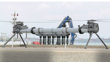 Drone criado para suportar cargas pesadas foi testado para transportar bombas e explosivos sobre o inimigo