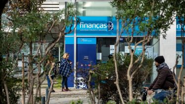 Novo regime  penaliza salários mais baixos 