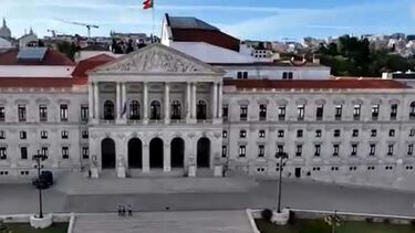 736 políticos obrigados a corrigir declarações de rendimentos