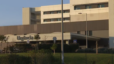 Morreu a mulher que deu à luz em casa e escondeu o feto morto num armário em Carcavelos