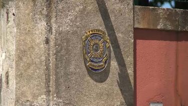 Quatro jovens roubados e sequestrados durante seis horas em carro