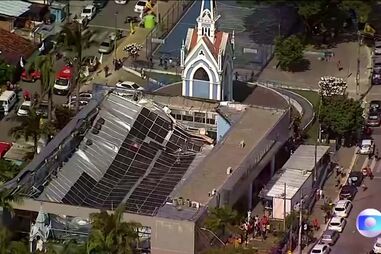 Desabamento de teto de Santuário no Brasil faz dois mortos e 25 feridos