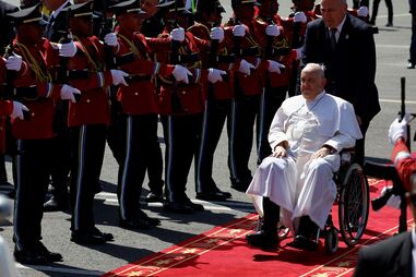 Papa Francisco chega a Timor-Leste