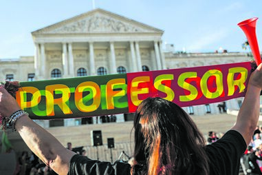 Professores têm-se manifestado por melhores condições