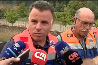 Autarca de Gondomar pede mais apoio para substituir bombeiros que estão exaustos