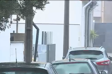 Homem golpea com navalha vizinho no tórax devido ao barulho das obras na casa da vítima