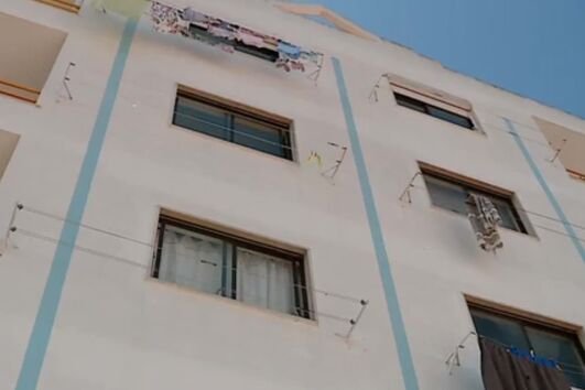 Homem baleado nas pernas a partir de carro em andamento no Seixal. Crime terá sido motivado por insultos