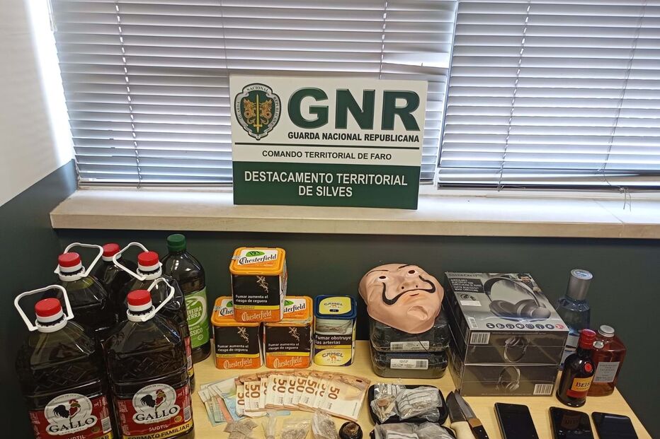 2024-09-02_15_13_30 GNR Faro - Apreensão.jpg
