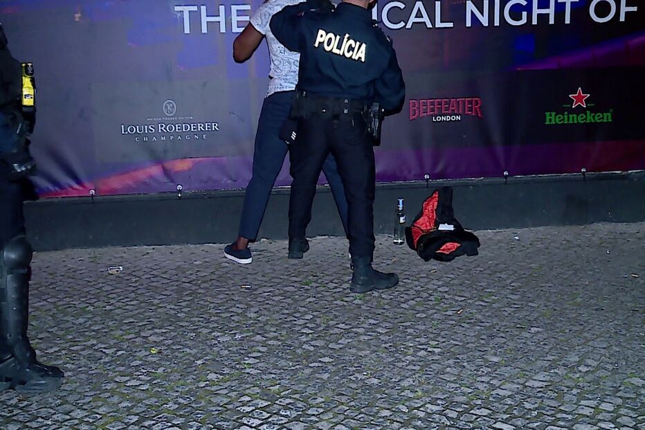 PSP intercetou os 16 suspeitos e apreendeu algumas armas