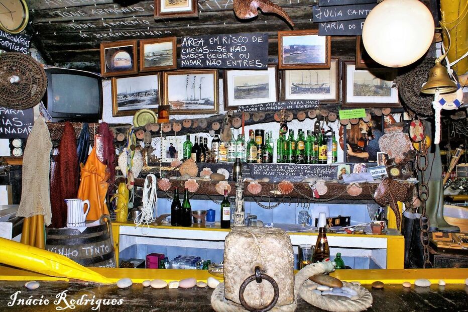 Local de tertúlias de um poeta e pescador: demolido bar ilegal com 50 anos em Esposende