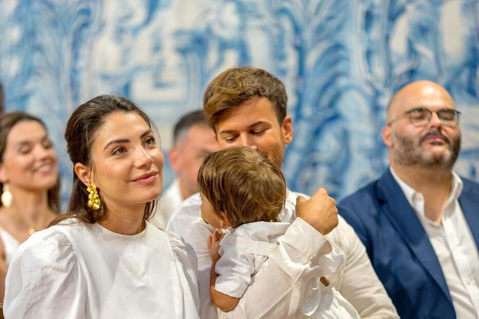 A atriz com o companheiro, David  Carreira  e o filho,  Lucas