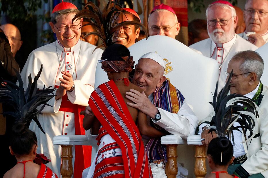 Papa Francisco chega a Timor-Leste