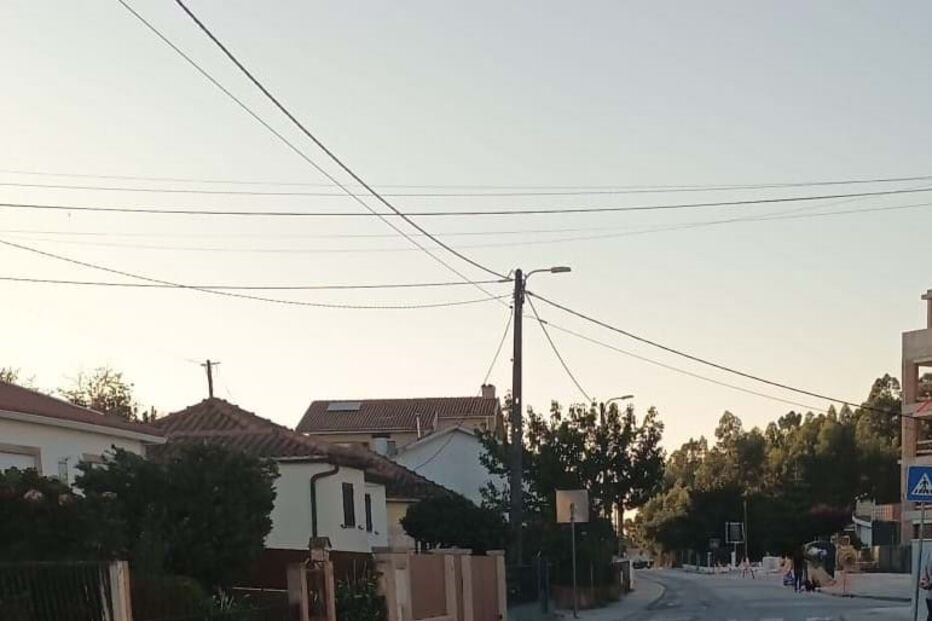 Motociclista de 77 anos morre em despiste na Lixa