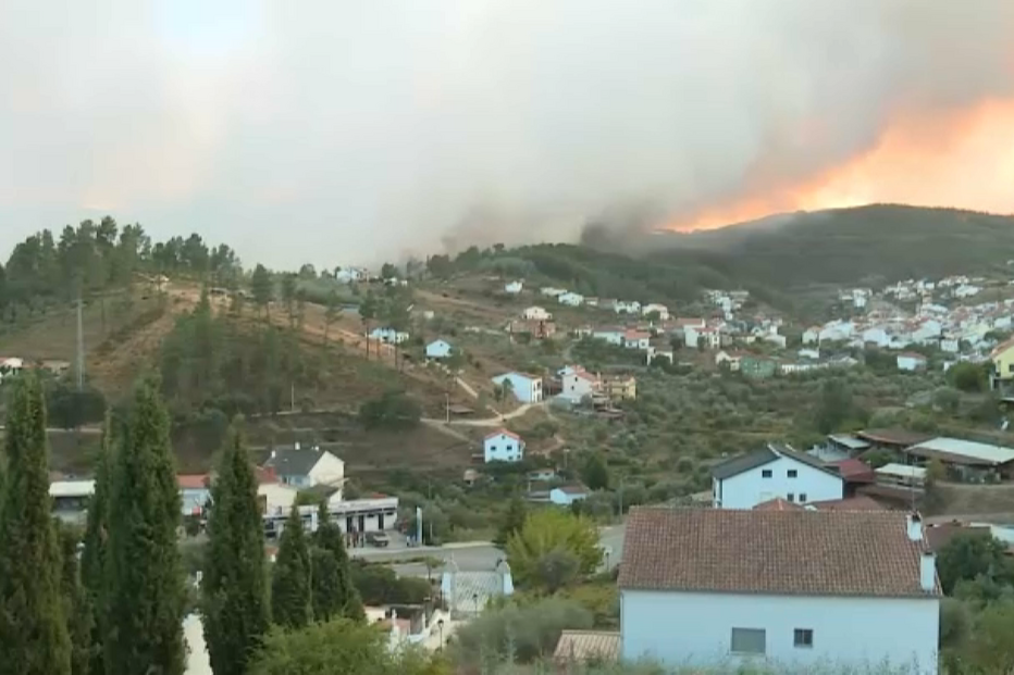 2024-09-13_18_42_37 Fogo no Fundão2.png