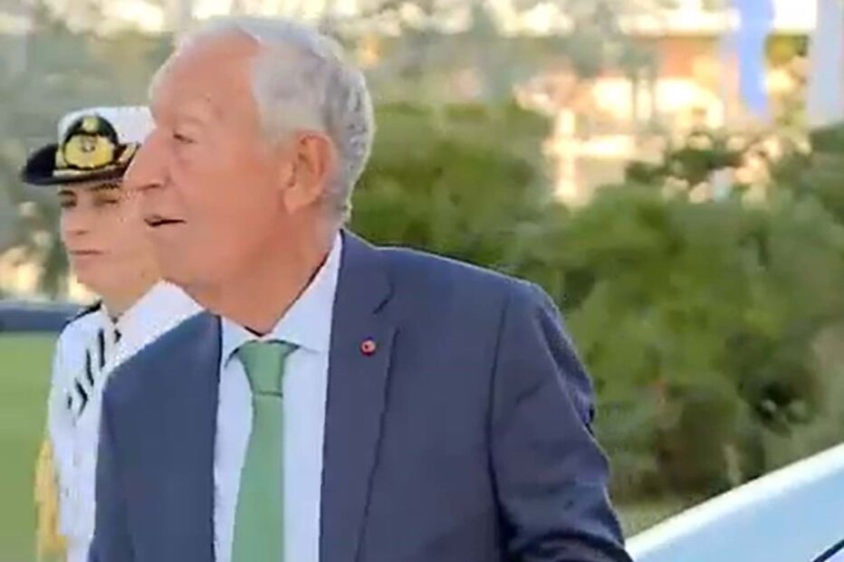 Filho de Marcelo Rebelo de Sousa mete 14 'cunhas' ao pai