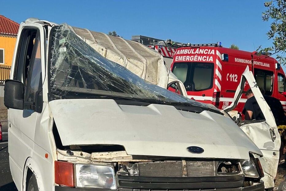Jovem de 23 anos morre em despiste de carro em Pedra Furada, Sintra
